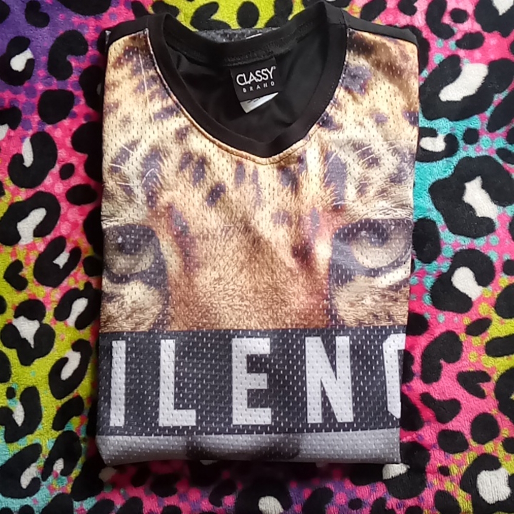 NEW 🎁 Classy Brand Silence T-Shirt